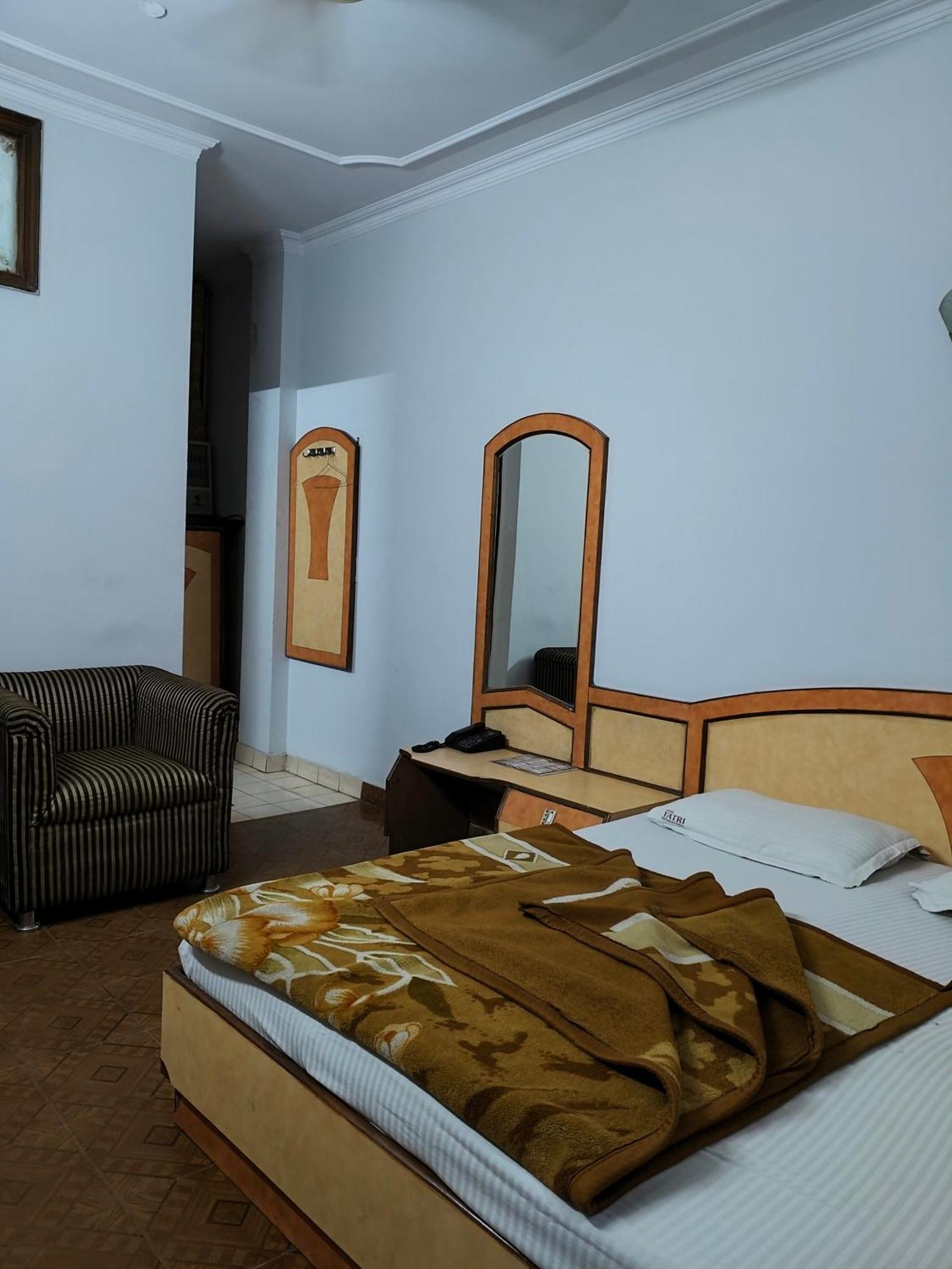 Yatri International Guest house 2*