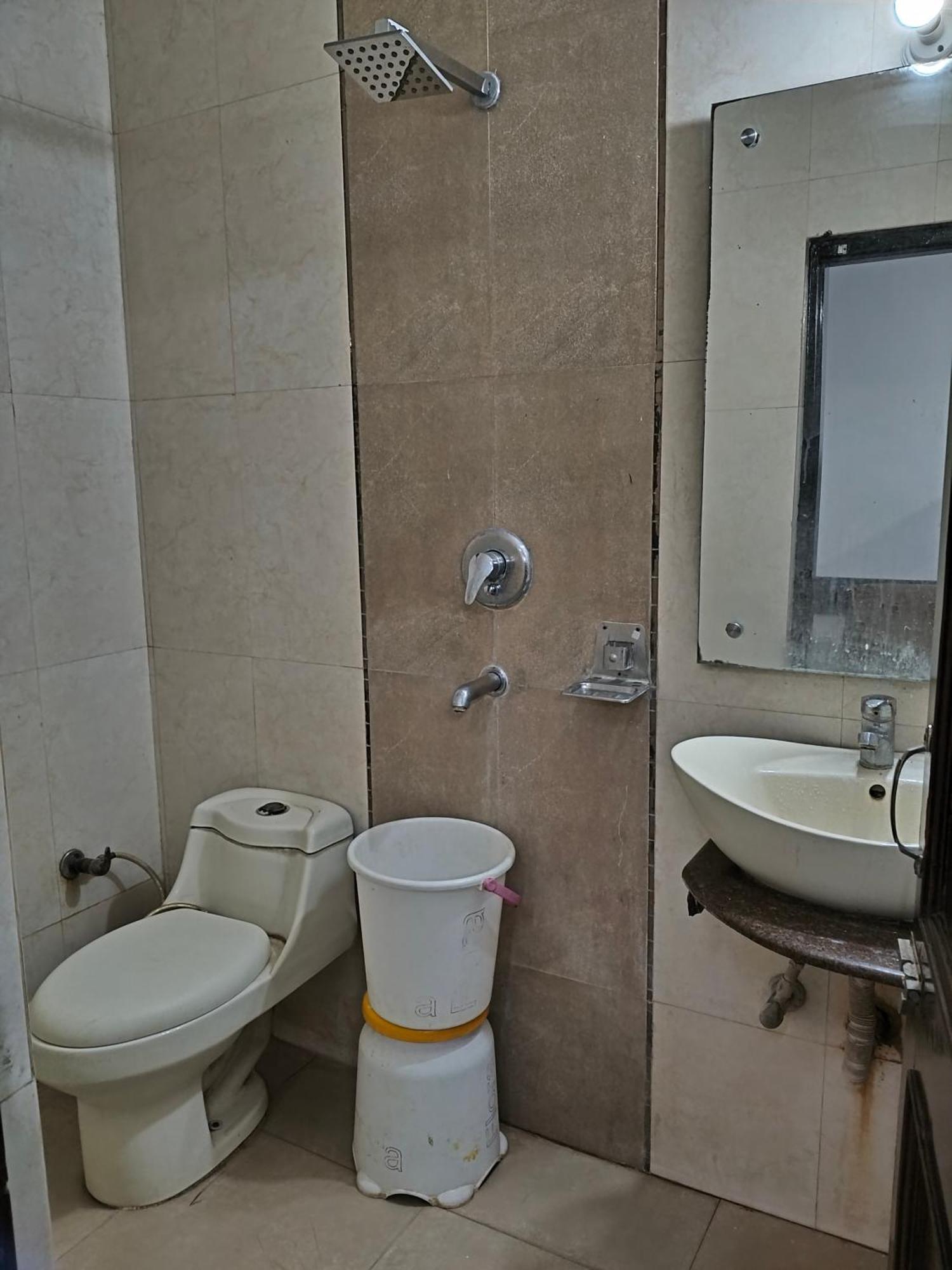 Yatri International New Delhi